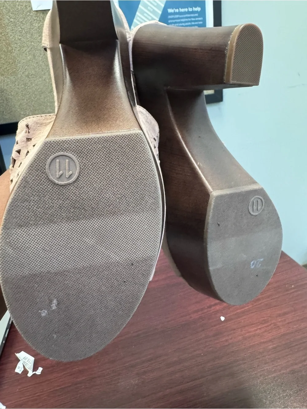 Report chunky wooden